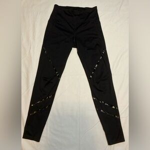 FILA Black Athletic Leggings Size M with 2 Side Pockets and Key Pocket